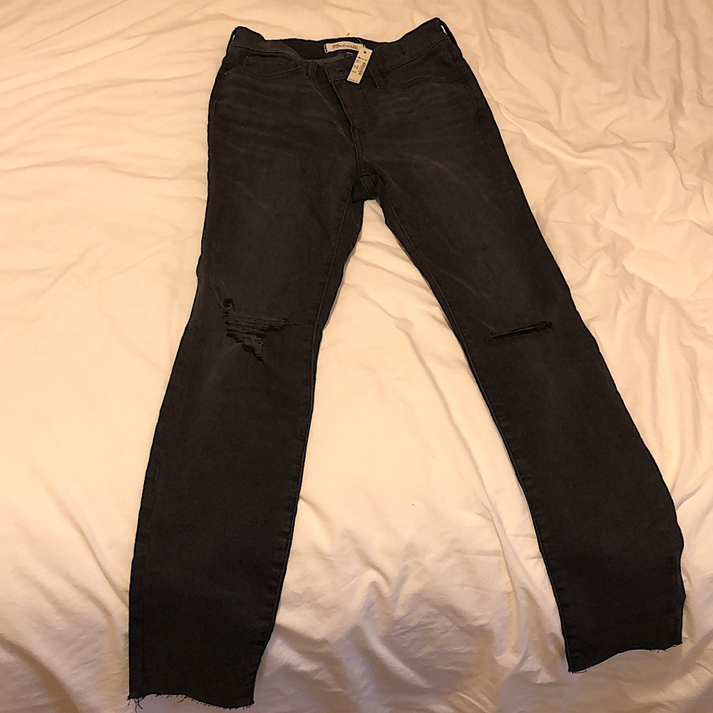 Brand new Madewell 9” mid-rise skinny (tags on)
